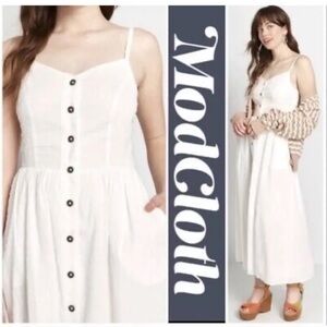 NWT ModCloth Quite Clearly Charismatic white Swiss dot button front midi dress